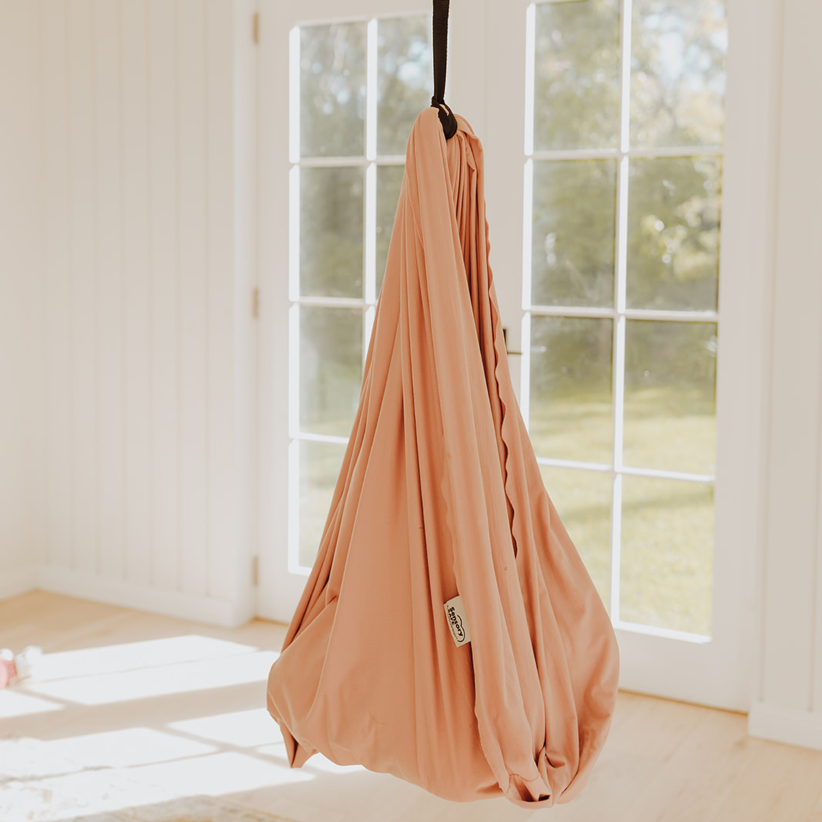 Snug Swing - Pre Order - Shipping 26/10