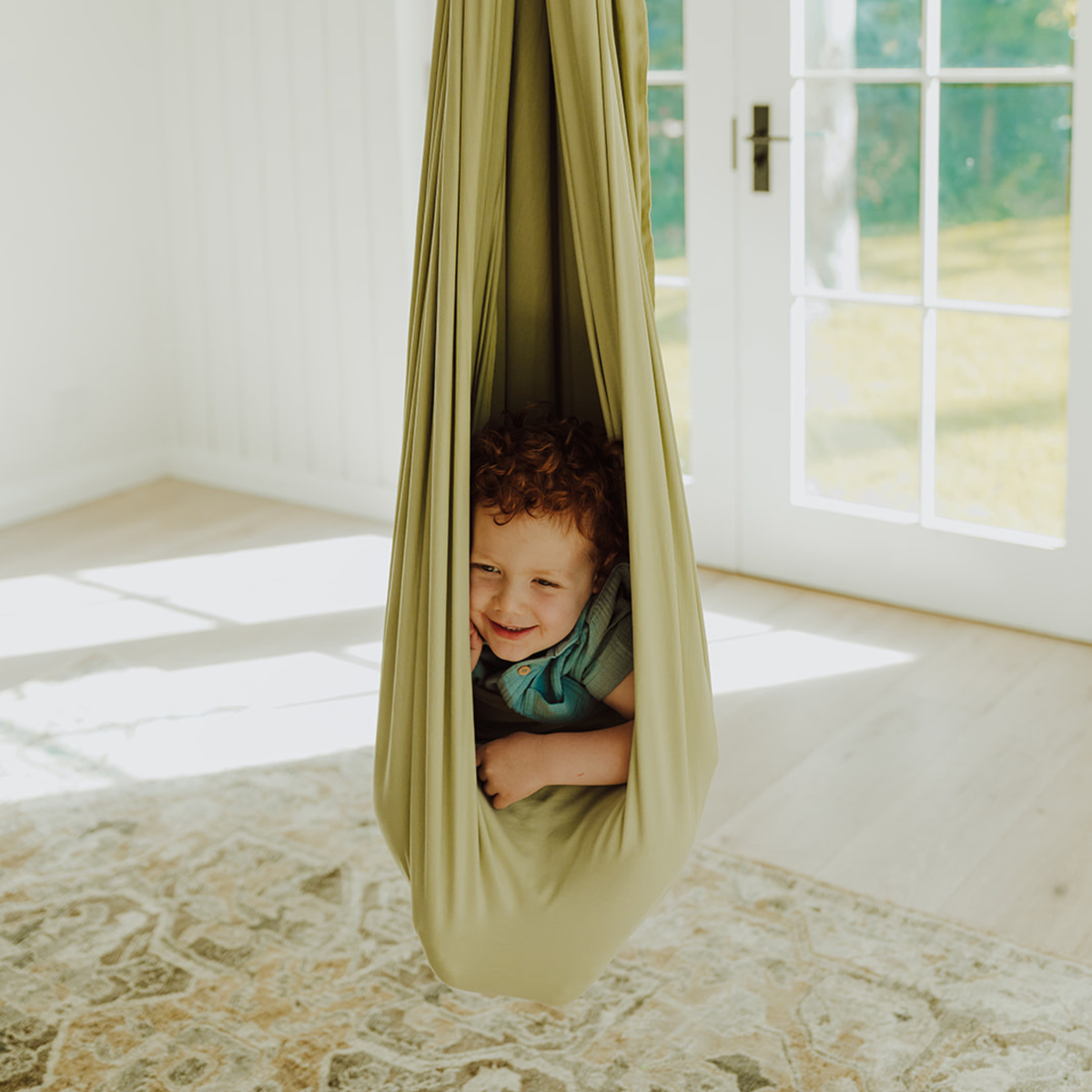 Snug Swing - Pre Order - Shipping 26/10