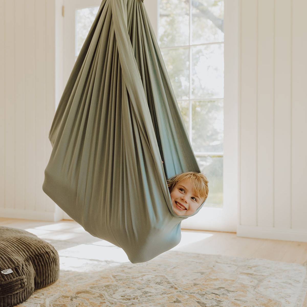 Snug Swing - Pre Order - Shipping 26/10